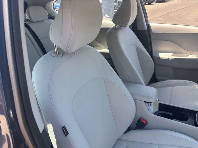 2024 Hyundai Kona SE