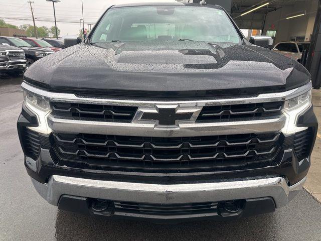 2022 Chevrolet Silverado 1500 4WD Crew Cab Short Bed LT with 2FL