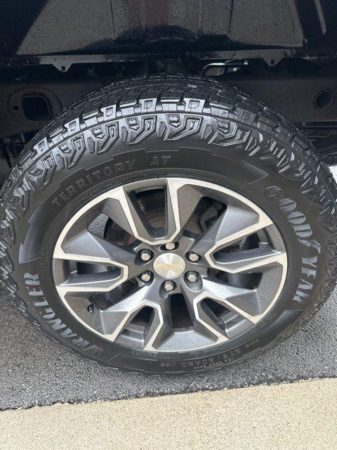 2022 Chevrolet Silverado 1500 4WD Crew Cab Short Bed LT with 2FL