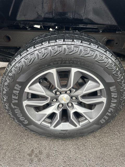 2022 Chevrolet Silverado 1500 4WD Crew Cab Short Bed LT with 2FL