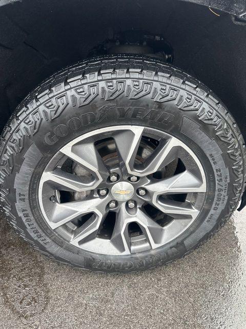 2022 Chevrolet Silverado 1500 4WD Crew Cab Short Bed LT with 2FL