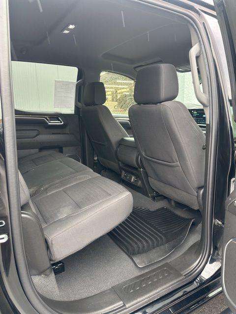 2022 Chevrolet Silverado 1500 4WD Crew Cab Short Bed LT with 2FL