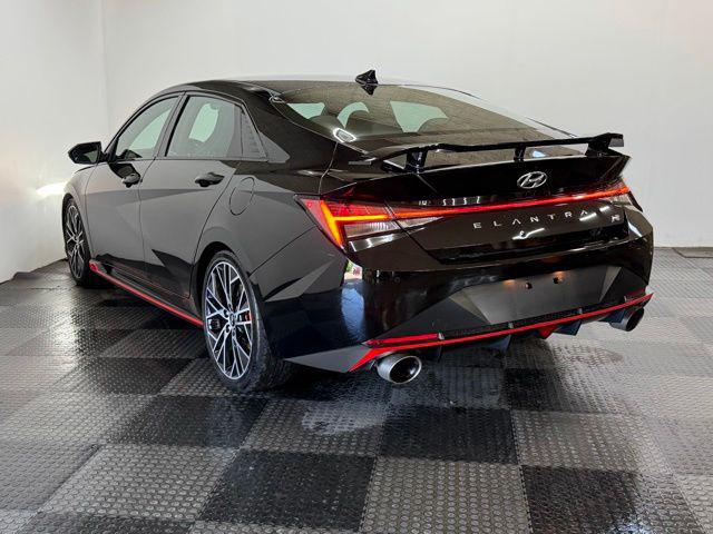 2023 Hyundai Elantra Base