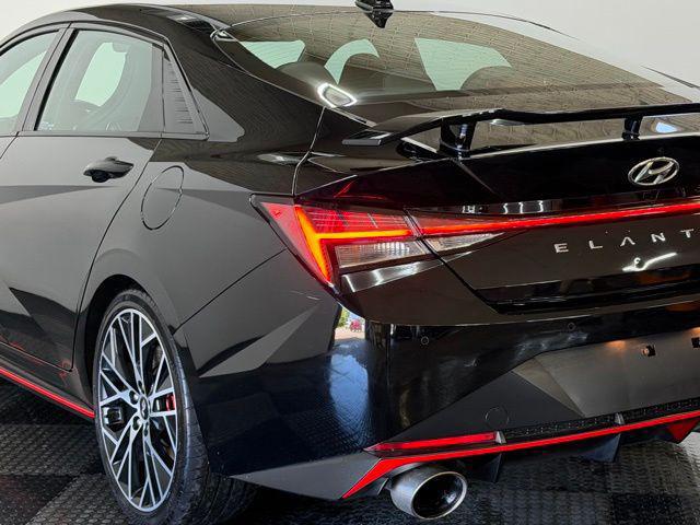 2023 Hyundai Elantra Base