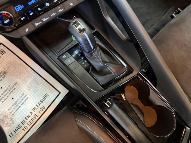 2023 Hyundai Elantra Base