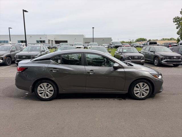 2023 Nissan Sentra S Xtronic CVT