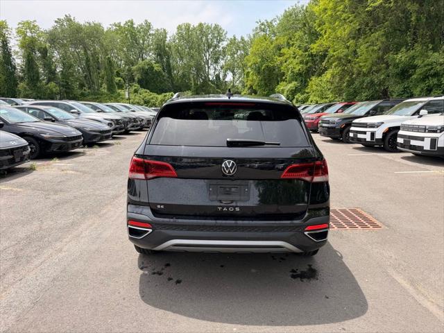 2024 Volkswagen Taos 1.5T SE