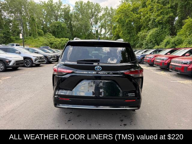 2022 Toyota Sienna Limited