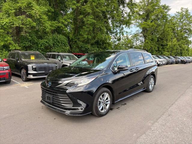 2022 Toyota Sienna Limited