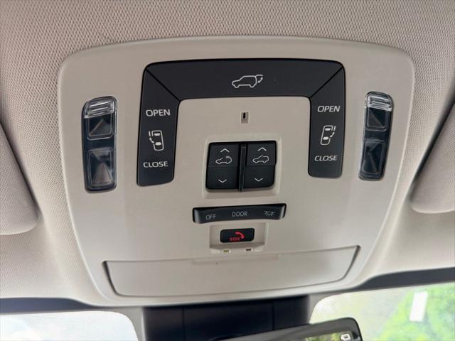 2022 Toyota Sienna Limited