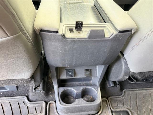 2022 Toyota Sienna Limited