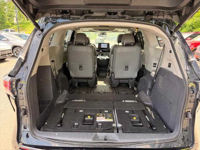 2022 Toyota Sienna Limited