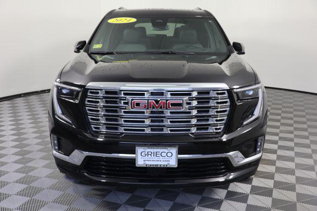 2024 GMC Acadia AWD Denali