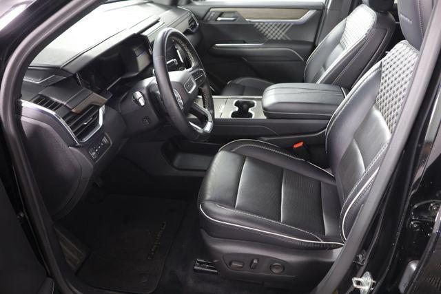 2024 GMC Acadia AWD Denali