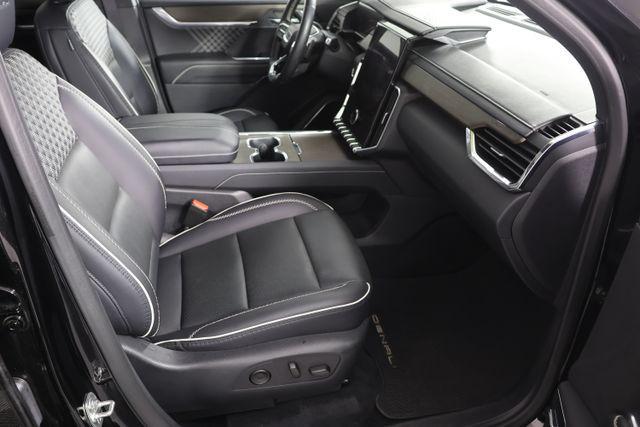 2024 GMC Acadia AWD Denali