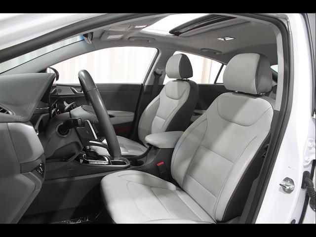 2021 Hyundai IONIQ Plug-In Hybrid Limited