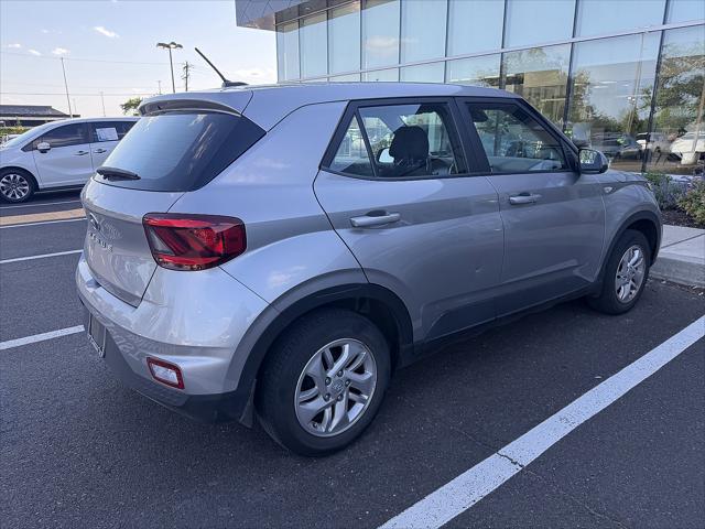 2023 Hyundai Venue SE