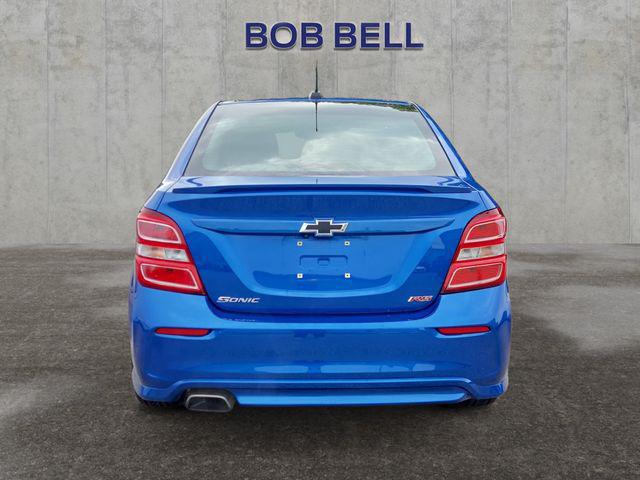 2020 Chevrolet Sonic FWD Sedan LT