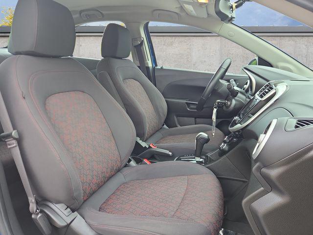 2020 Chevrolet Sonic FWD Sedan LT