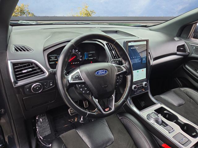 2022 Ford Edge ST
