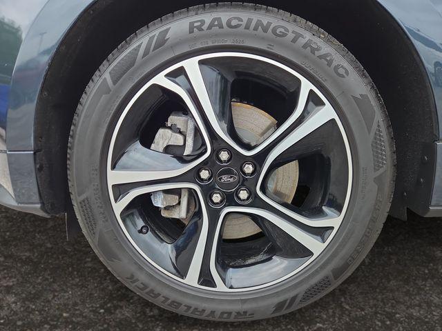 2022 Ford Edge ST