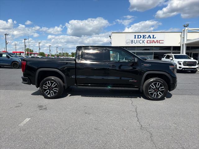 2023 GMC Sierra 1500 4WD Crew Cab Short Box AT4