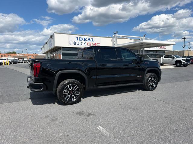 2023 GMC Sierra 1500 4WD Crew Cab Short Box AT4
