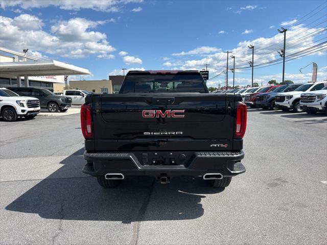 2023 GMC Sierra 1500 4WD Crew Cab Short Box AT4