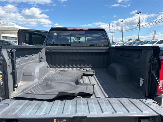2023 GMC Sierra 1500 4WD Crew Cab Short Box AT4