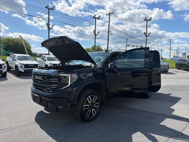 2023 GMC Sierra 1500 4WD Crew Cab Short Box AT4