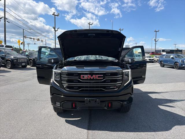 2023 GMC Sierra 1500 4WD Crew Cab Short Box AT4