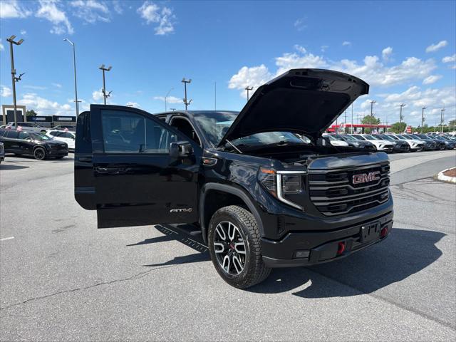 2023 GMC Sierra 1500 4WD Crew Cab Short Box AT4