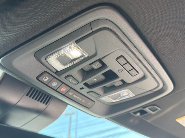2023 GMC Sierra 1500 4WD Crew Cab Short Box AT4