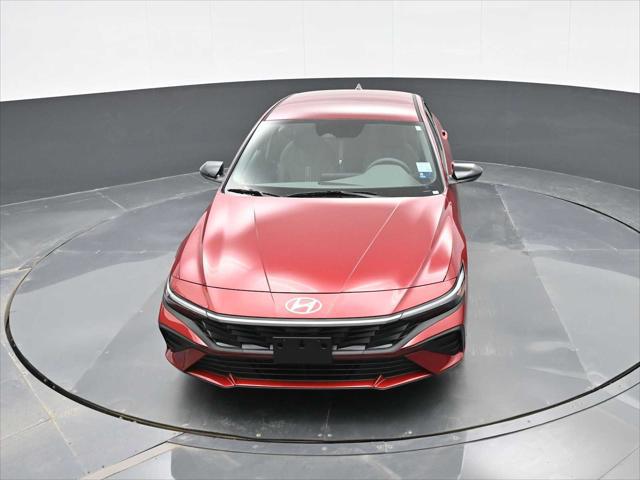 2025 Hyundai Elantra Hybrid SEL Sport