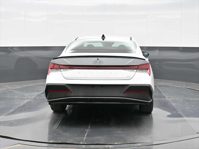 2025 Hyundai Elantra Hybrid SEL Sport