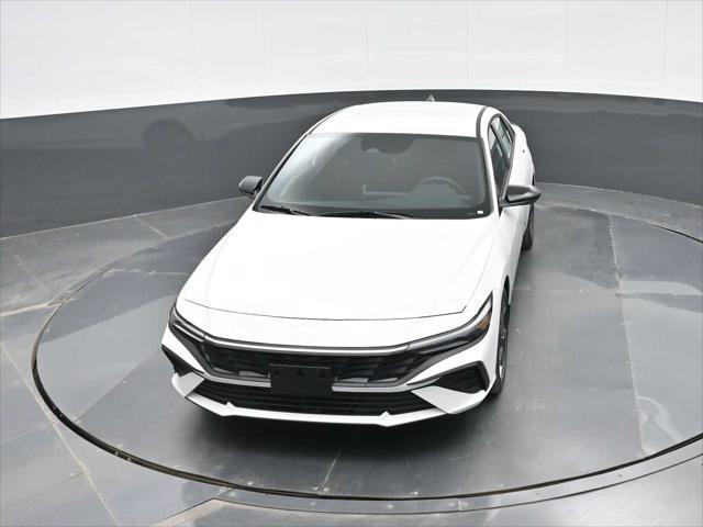 2025 Hyundai Elantra Hybrid SEL Sport