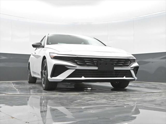 2025 Hyundai Elantra Hybrid SEL Sport