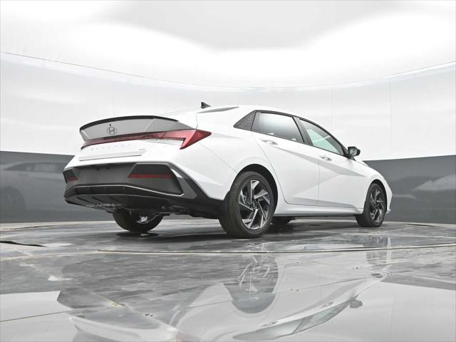 2025 Hyundai Elantra Hybrid SEL Sport