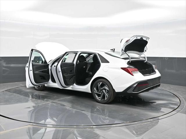 2025 Hyundai Elantra Hybrid SEL Sport