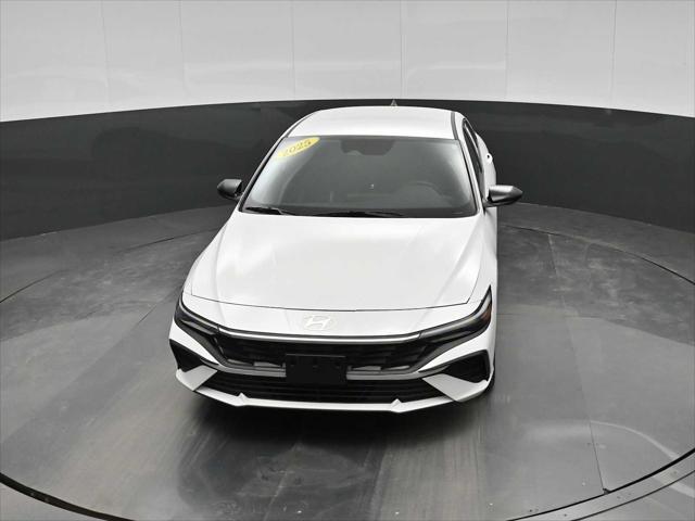 2025 Hyundai Elantra Hybrid SEL Sport