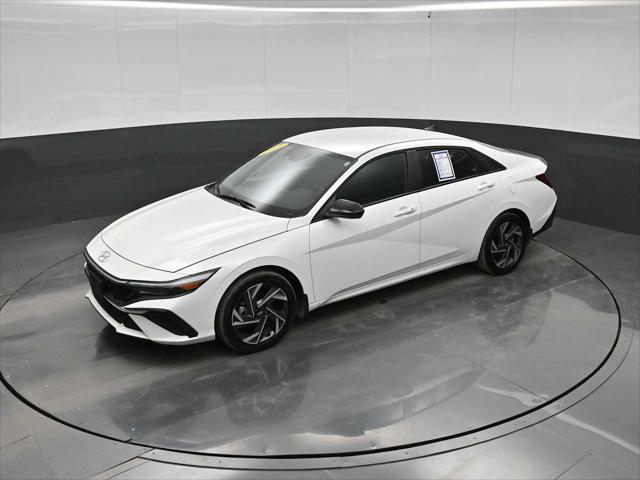 2025 Hyundai Elantra Hybrid SEL Sport