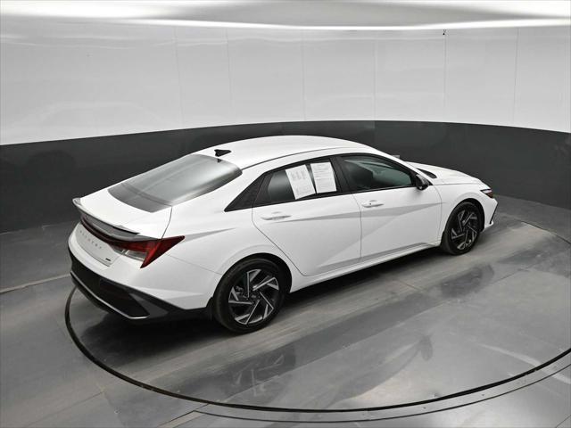 2025 Hyundai Elantra Hybrid SEL Sport