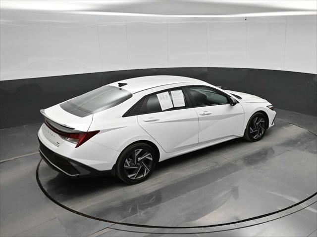 2025 Hyundai Elantra Hybrid SEL Sport