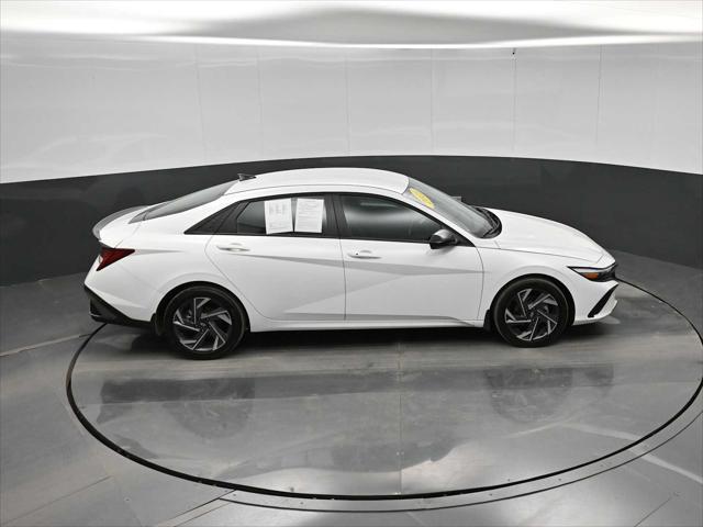 2025 Hyundai Elantra Hybrid SEL Sport
