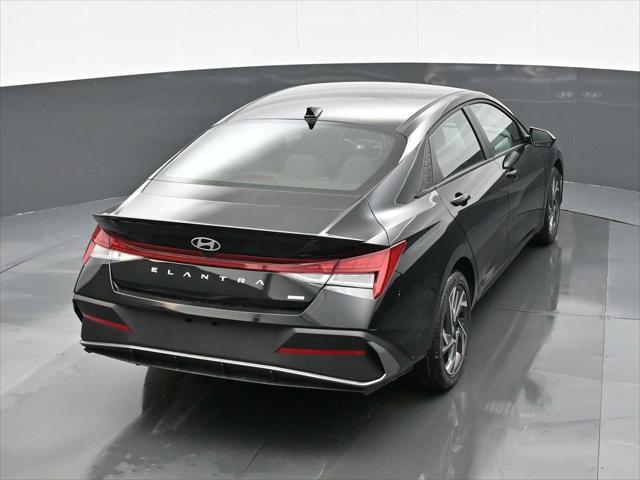 2025 Hyundai Elantra Hybrid SEL Sport