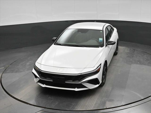2025 Hyundai Elantra Hybrid SEL Sport