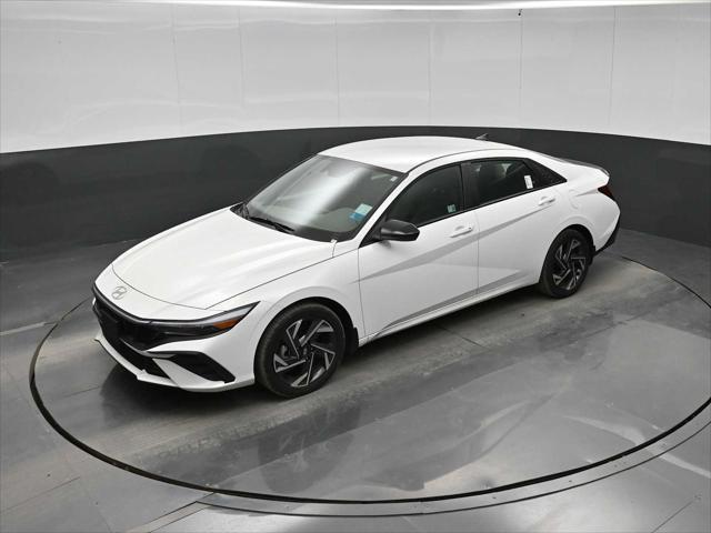 2025 Hyundai Elantra Hybrid SEL Sport