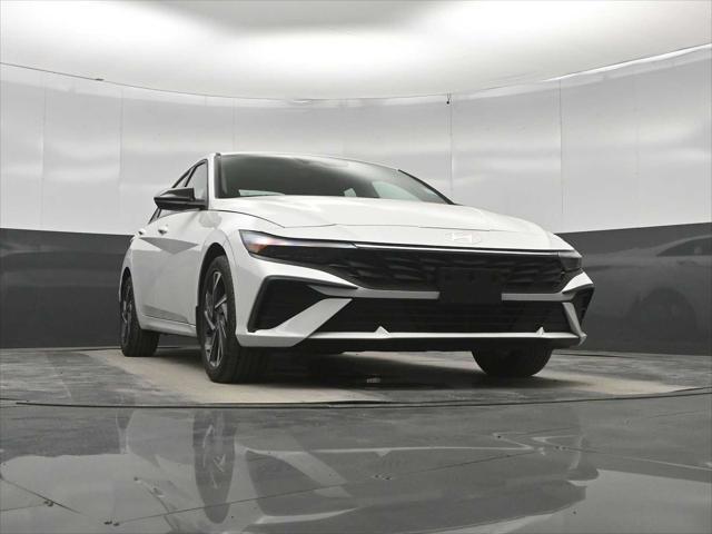 2025 Hyundai Elantra Hybrid SEL Sport