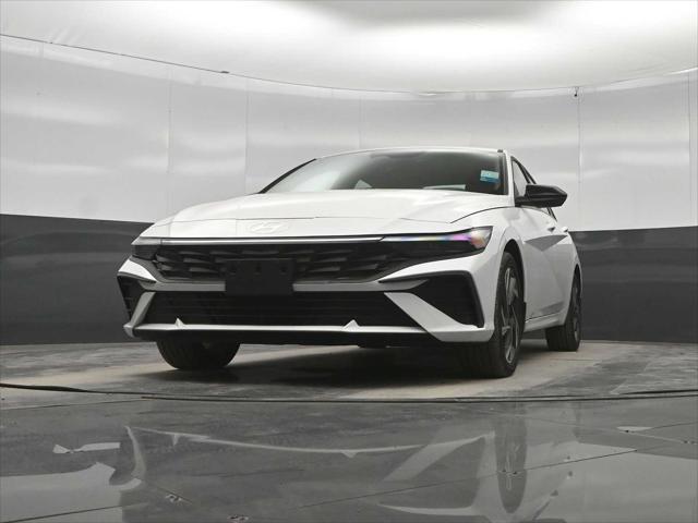 2025 Hyundai Elantra Hybrid SEL Sport