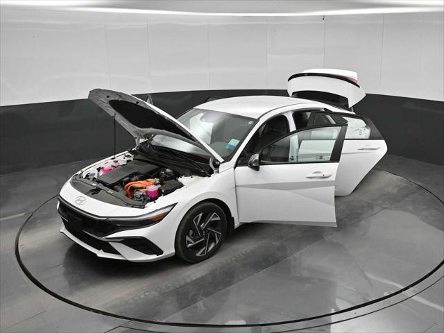 2025 Hyundai Elantra Hybrid SEL Sport